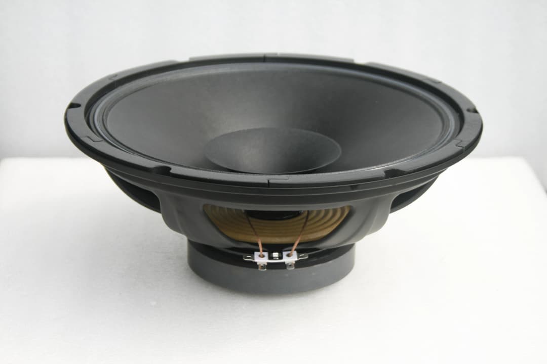 Tampak Samping Atas - 1